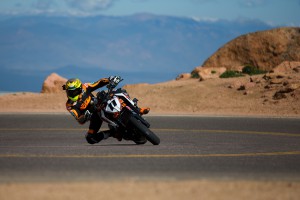 Race_Pikes Peak_04