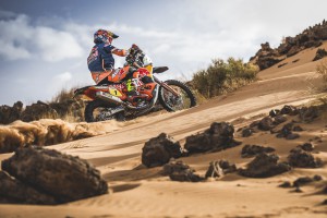 KTM 450 RALLY Prototype_Action 02