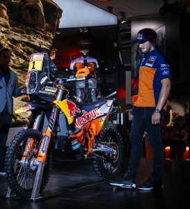 KTM 450 RALLY_Sam Sunderland_EICMA 2017