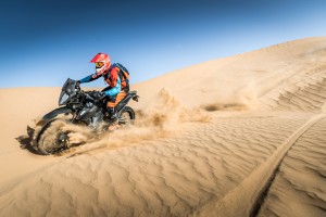 KTM Ultimate Race_790 ADVENTURE R_01