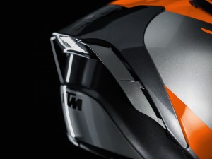 Shoei_SPIRIT III HELMET_05