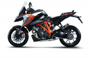 245716_1290 SuperDuke GT MY19 Black 90-Left