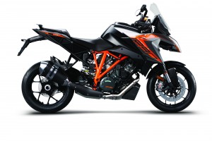 245717_1290 SuperDuke GT MY19 Black 90-Right