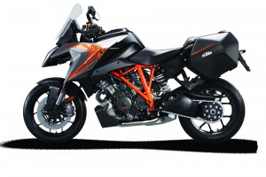 247033_1290 SuperDuke GT MY19 Black CASE 90-left