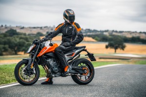 207397_KTM 790 Duke MY 2018