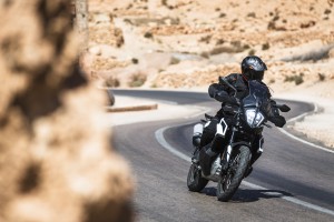 KTM 790 ADVENTURE_Action 02